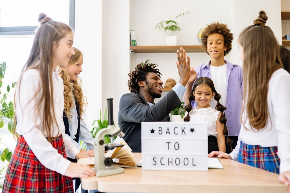 How To Choose The Right Premium Preschool For Your Child