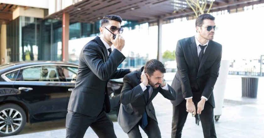Learning Tactical Communication For Effective Executive Protection Scenarios